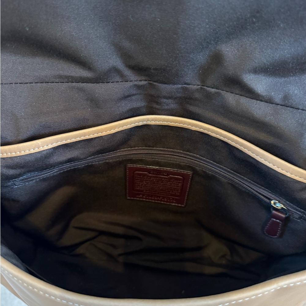 NWOT-COACH Shoulder Tan Bag - Picture 8 of 16